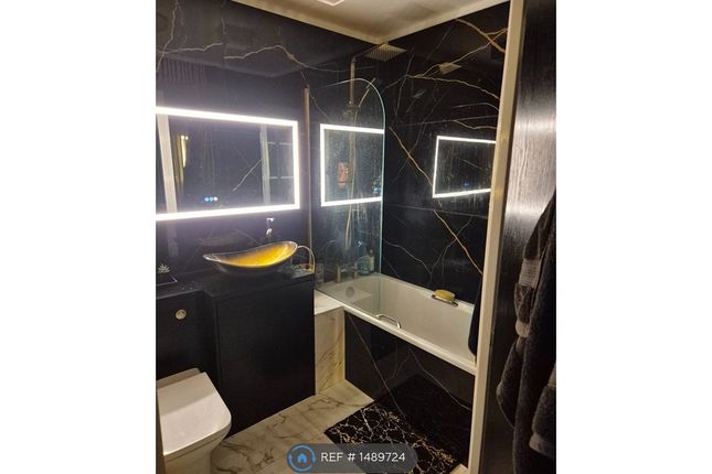 Anchor Court, Argent St, Grays photo 3