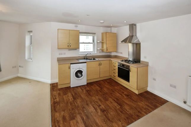 Flat 6 Scotts Court, Kingsley Avenue The Willows, TORQUAY photo 4
