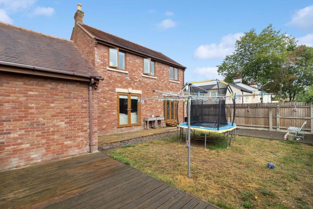 143a, Court Road, Malvern photo 4