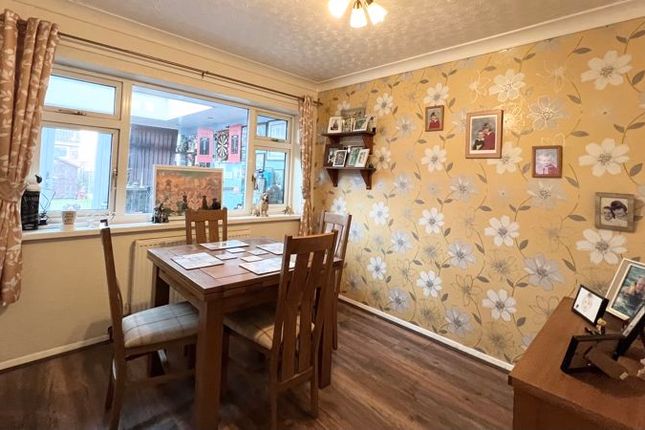 Semi-detached house for sale in Ottawa Road, Bottesford, Scunthorpe