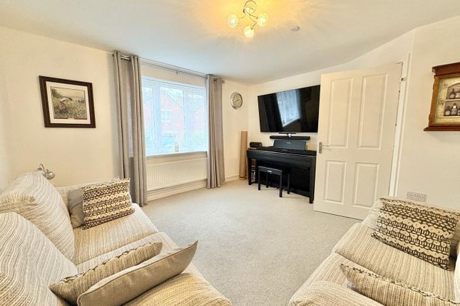 19, Heol Y Plas, Carway, Kidwelly photo 4