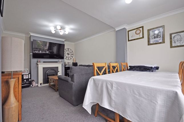 32, Gaer Park Lane, Newport photo 4