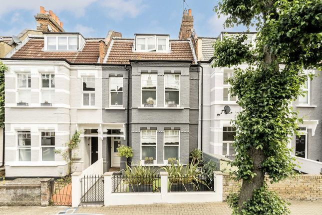 Thumbnail Property for sale in Moring Road, London