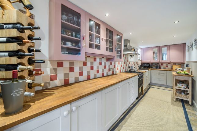 48, Summer Street, Gloucestershire photo 5