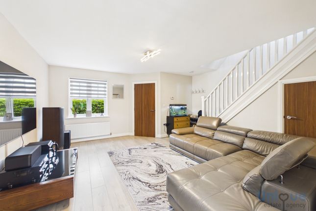 25, Buckley Grove, Lytham St. Annes photo 2