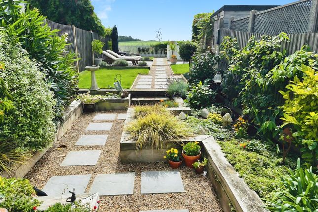 2 Church Cottages, Plumstone Road, Birchington photo 4