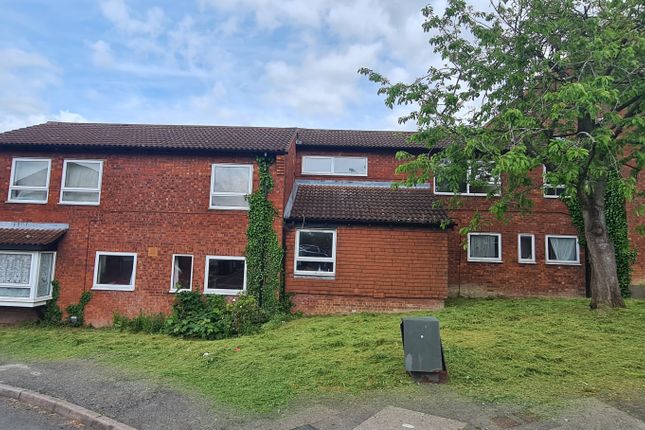 Thumbnail Flat for sale in 53 Plaiters Way, Bidwell, Dunstable, Bedfordshire