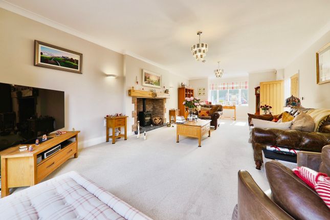 The Hideaway, 26a, Walkington photo 3