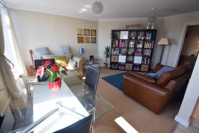 Flat for sale in Hatton Place, 118 Midland Road, Luton, Bedfordshire