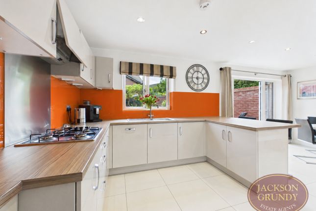 4, Minster Road, Daventry photo 4