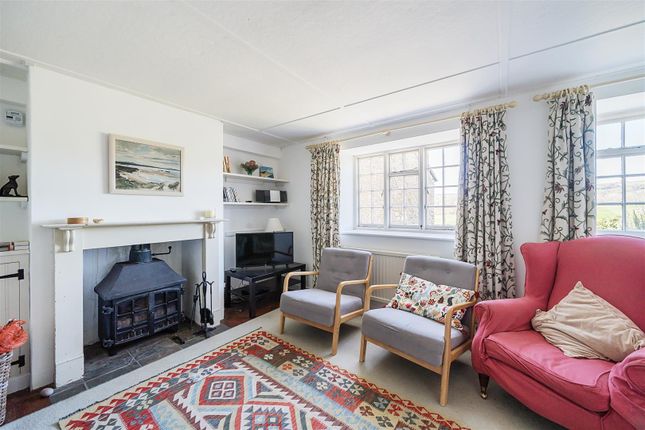 Clare Cottage, The Green, Beaminster photo 4