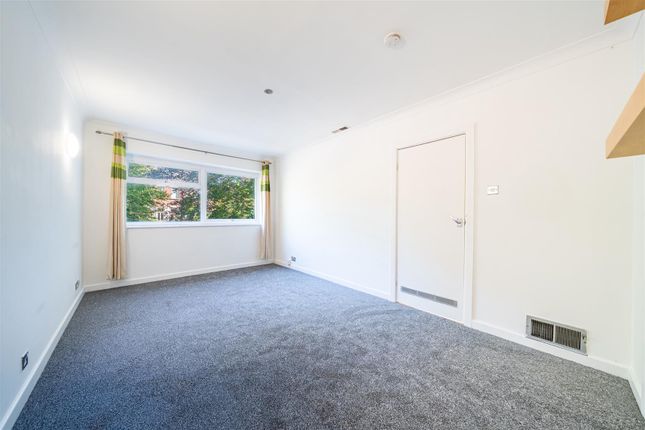 2 Clumber Court, Clumber Crescent South, Nottingham photo 4