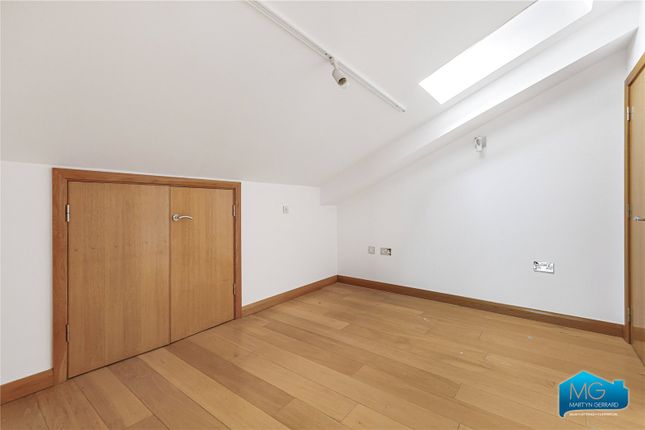 Flat to rent in Station Road, New Station, Hertfordshire