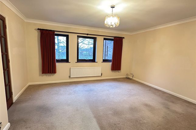 4, Wheelbarrow Court, Carlisle photo 5
