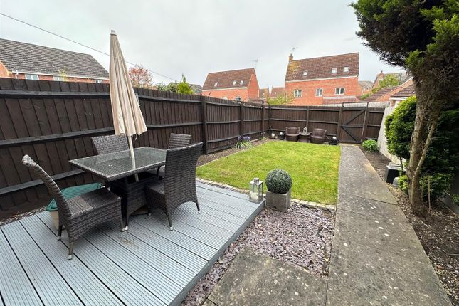 Town house for sale in County Road, Hampton Vale, Peterborough