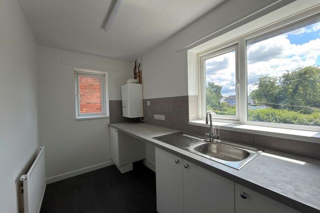 229, Seymour Road, Gloucester photo 2