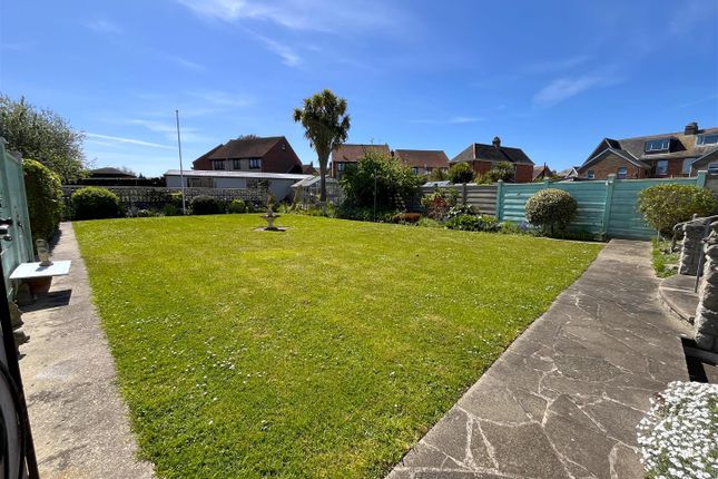 12, Roman Close, Weymouth photo 4