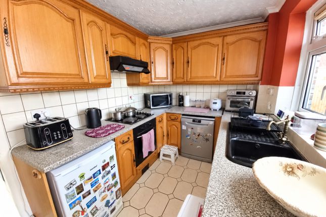 7, Chestnut Avenue, Spennymoor photo 4
