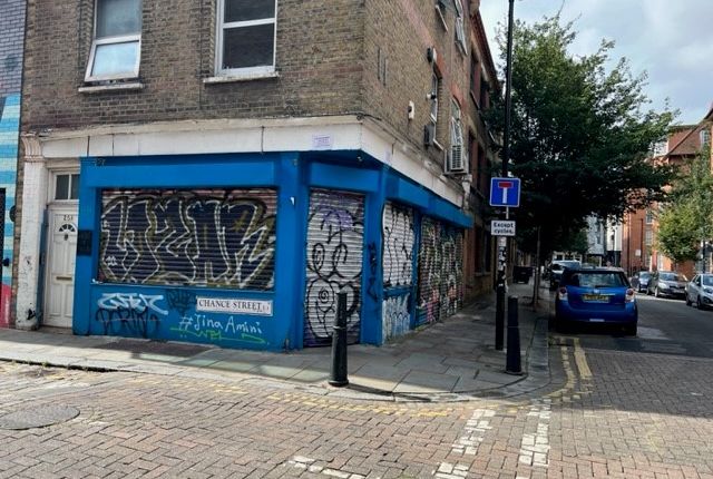 Retail premises to let in Old Nichol Street, Shoreditch