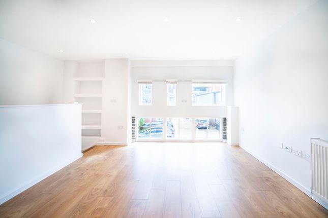 10 Cree Studios, Elm Grove, London, Elm Grove, London, London photo 4