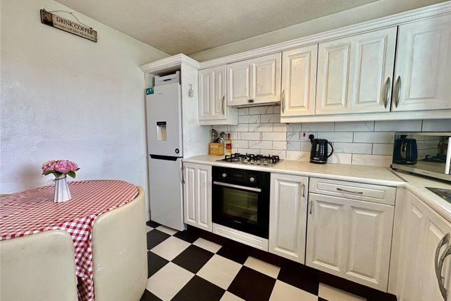 Cozy Nook, 27, Oakfield Drive, Pembrokeshire photo 2