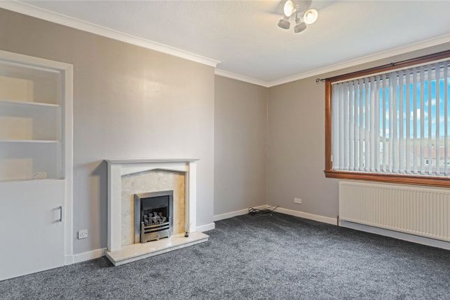 33, Paterson Park, Glenrothes photo 3