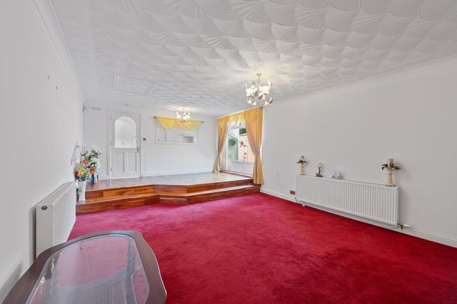 14 Bridge Street, Fauldhouse photo 2