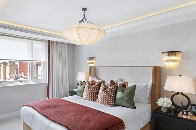 Penthouse West, London photo 5
