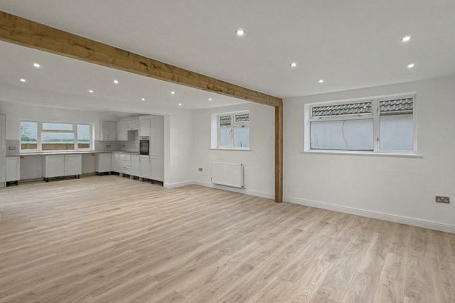 21, Fewcott Road, Bicester photo 3