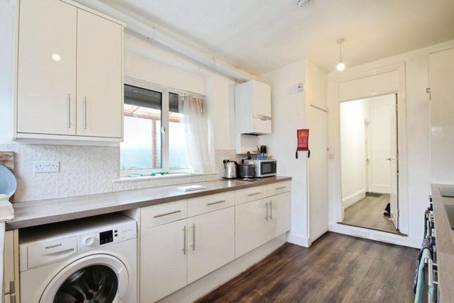 Bellclose Road, West Drayton photo 4