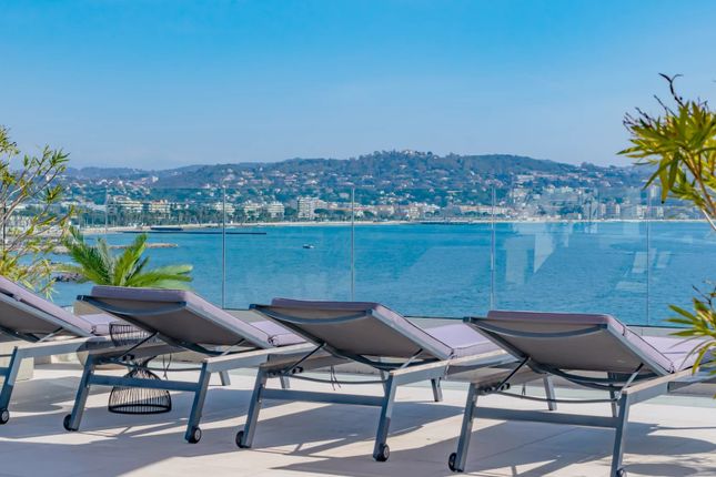 Apartment for sale in Mandelieu La Napoule, Cannes Area, French Riviera