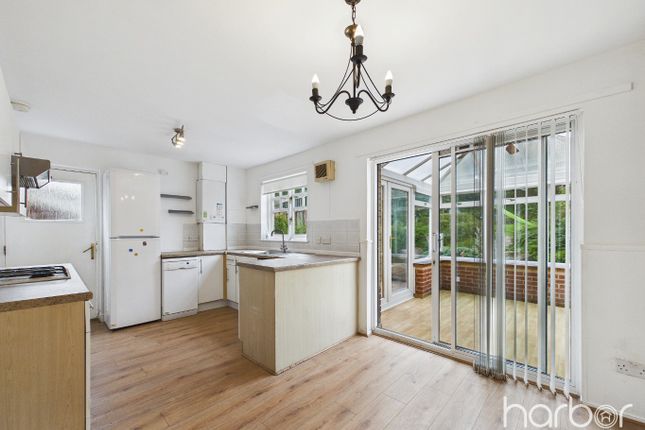 24 Springcroft Crescent, Baillieston, City of Glasgow photo 4