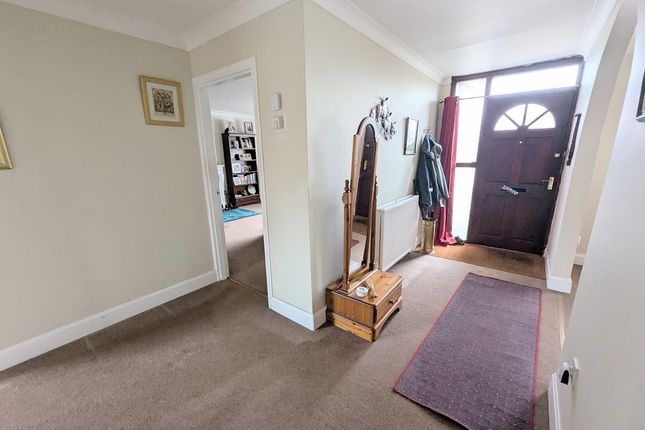 16, Queensberry Brae, Thornhill photo 2