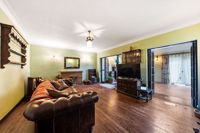 9, Abinger Avenue, Sutton photo 4