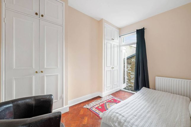 Flat for sale in Rylston Road, Fulham, London