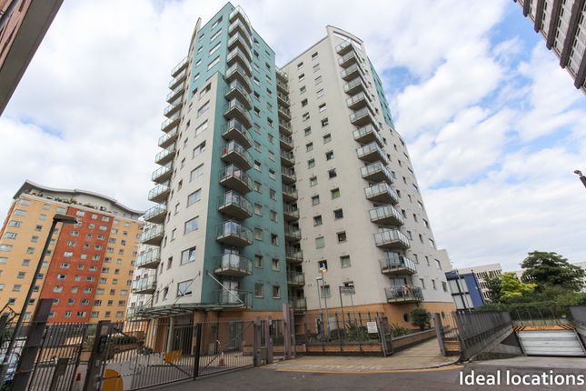 Flat for sale in City View, Centreway Apartments, Axon Place