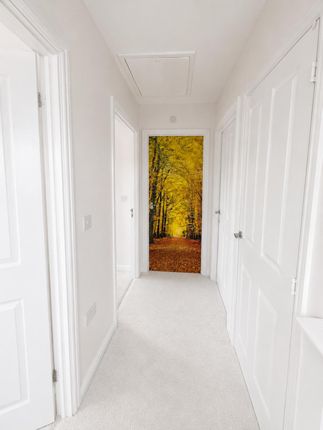 26, Sudbury Close, Romford photo 4