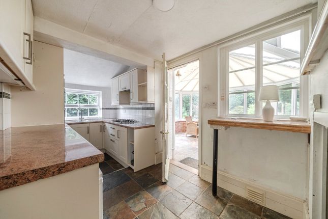 Holly House,, Hullbrook Lane, Guildford photo 3