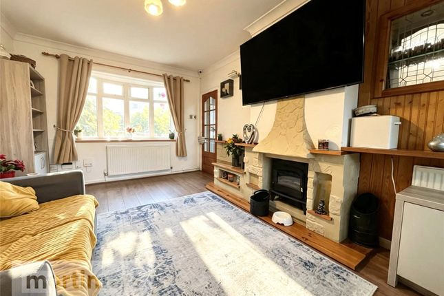 146, Park Lee Road, Lancashire photo 3