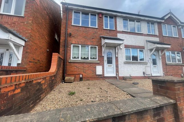 End terrace house to rent in St. Pauls Road, Rugeley