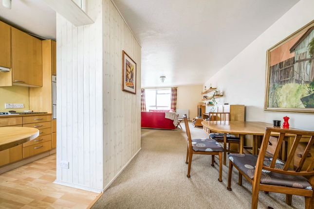 Flat for sale in Rushmead, Richmond