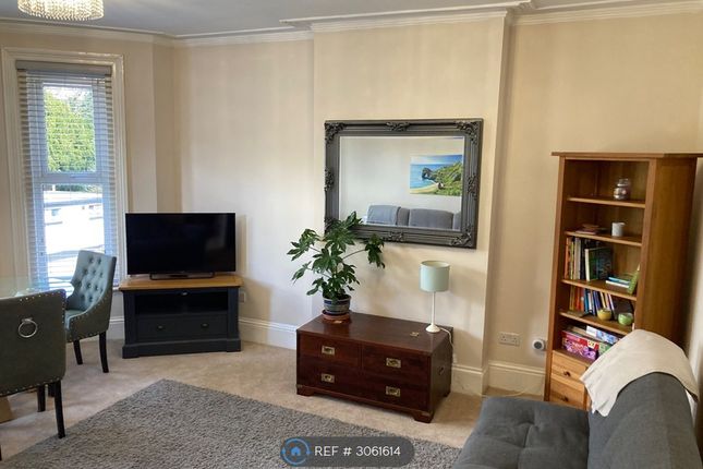 First Floor Flat, Wimborne Road, Bournemouth photo 5