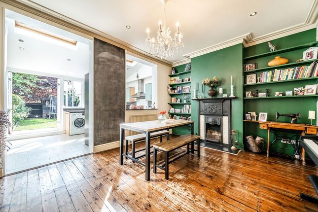 10, Copthall Gardens, Twickenham photo 4