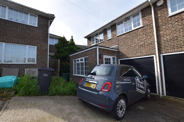 Semi-detached house to rent in Nook Close, Hastings