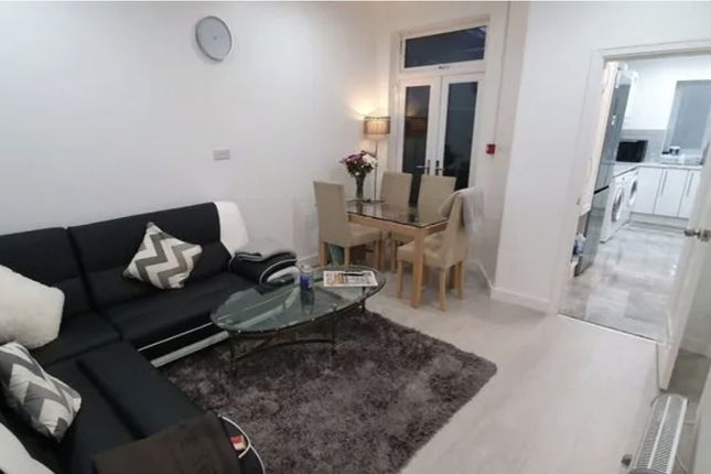 1, Spencer Avenue, Manchester photo 2