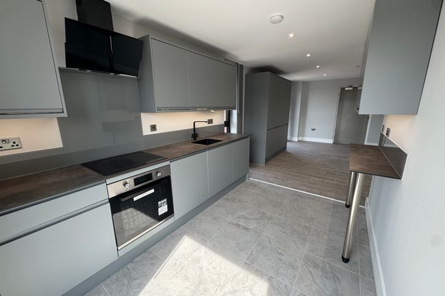 54, Leicester photo 4