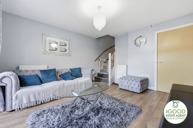 182, Ravenscar Crescent, Manchester photo 4