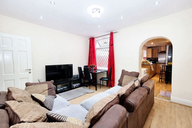 54 Romney Street, Salford photo 2