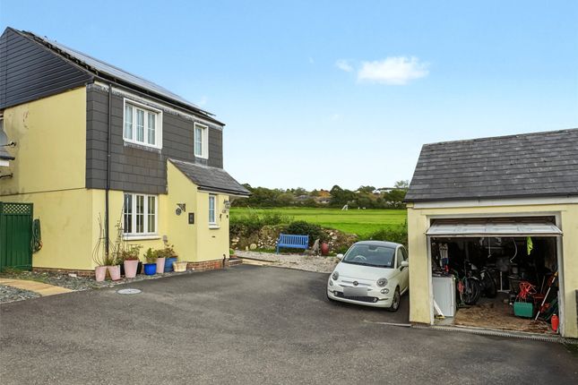 3-bed detached on College Green, Cornwall, £250,000