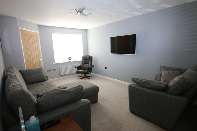56, Esh Wood View, Durham photo 3